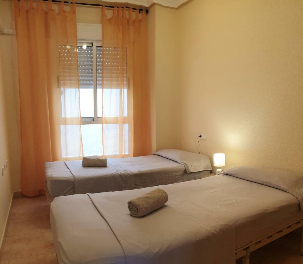 Apartamento Cervantes กวาร์ดามาร์เดลเซกูรา ภายนอก รูปภาพ