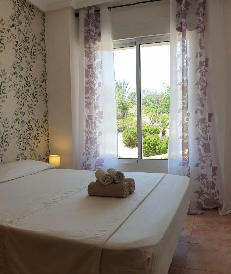 Apartamento Cervantes กวาร์ดามาร์เดลเซกูรา ภายนอก รูปภาพ
